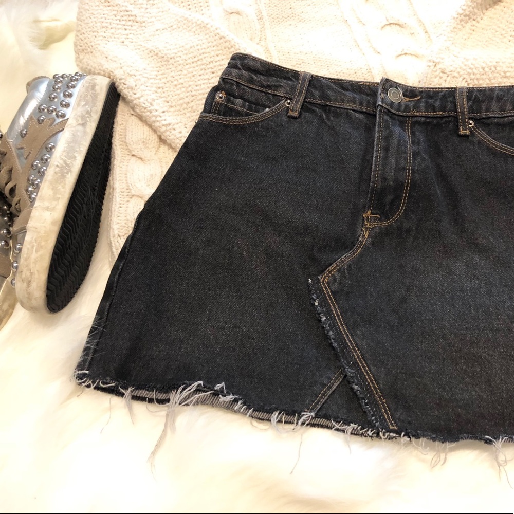 Forever 21 Black Denim Skirt